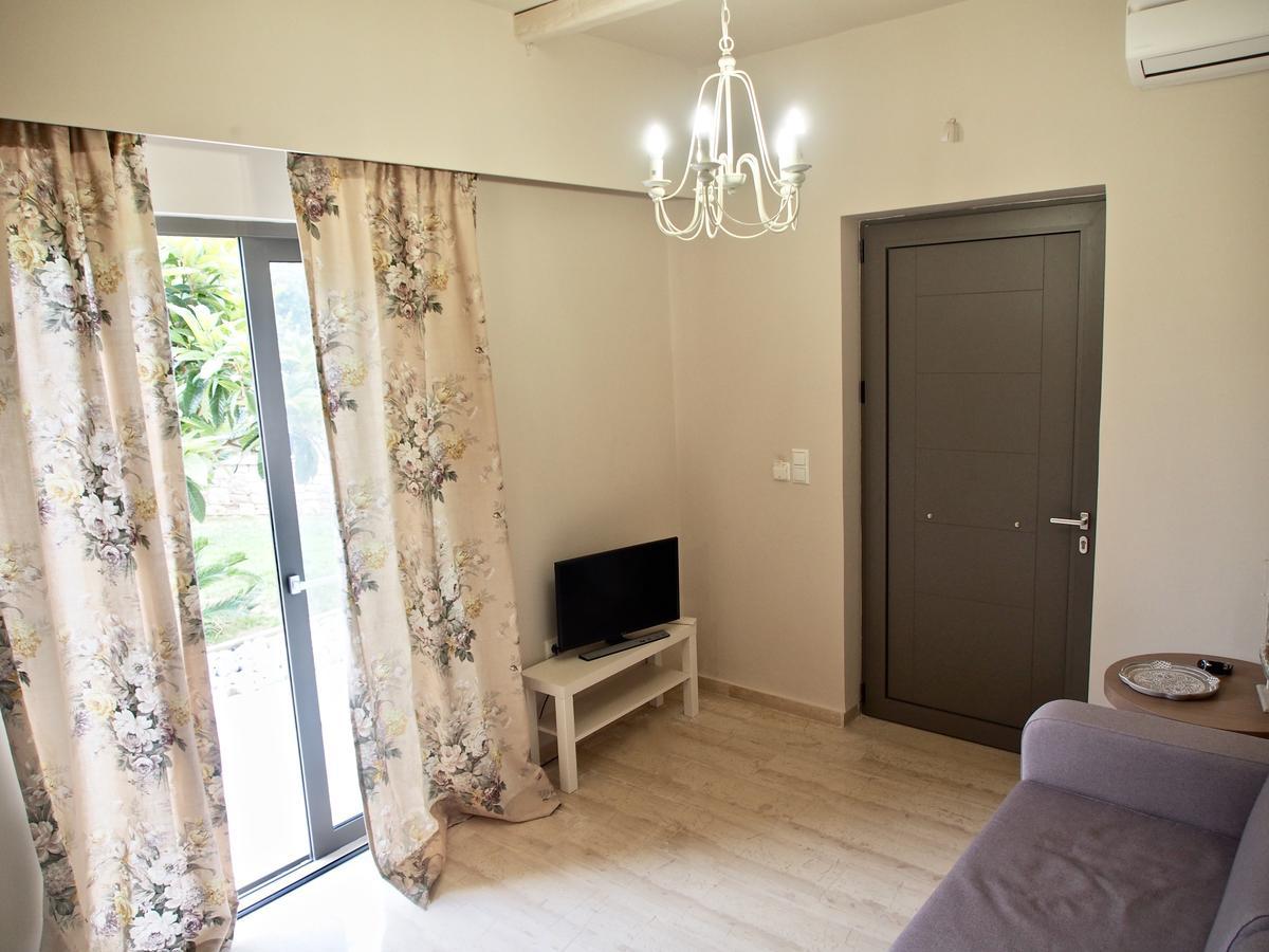 Lena Mare Aparthotel ครานี ภายนอก รูปภาพ