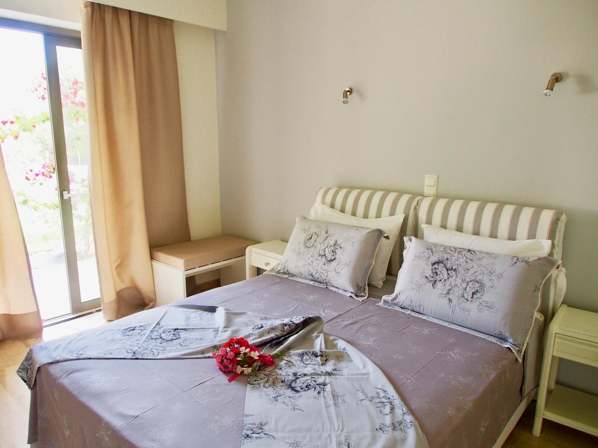 Lena Mare Aparthotel ครานี ภายนอก รูปภาพ