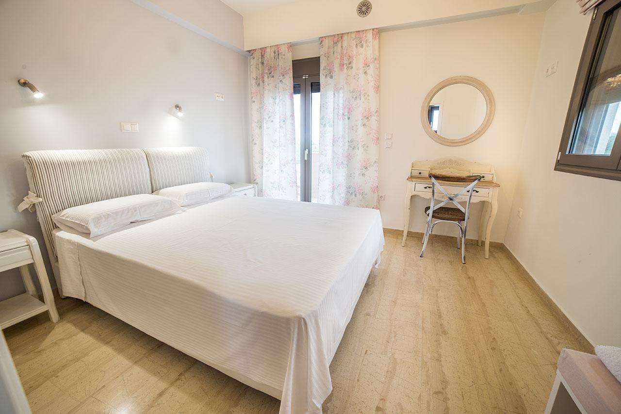 Lena Mare Aparthotel ครานี ภายนอก รูปภาพ